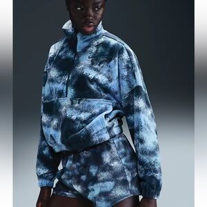 Nike Therma-Fit fleece